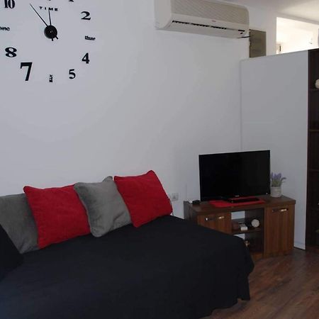 Stan Na Dan - Apartman Djordjevic Vranje Exterior photo